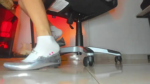 alma fenix online show from 03/30/26, 02:51