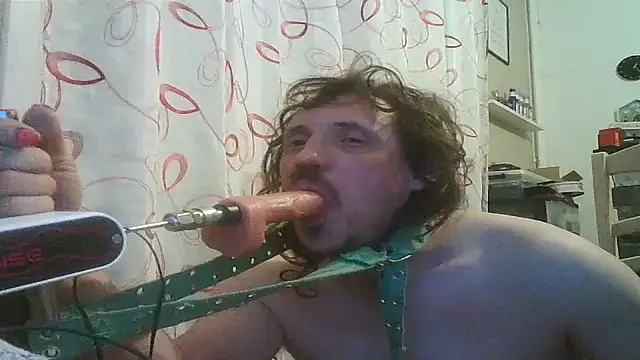 cyril020202 online show from 03/11/26, 02:39