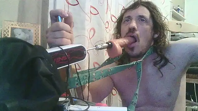 cyril020202 online show from 03/13/26, 06:53