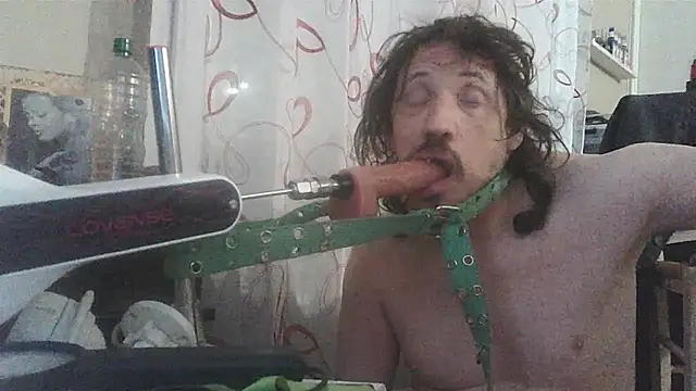 cyril020202 online show from 03/19/26, 07:12