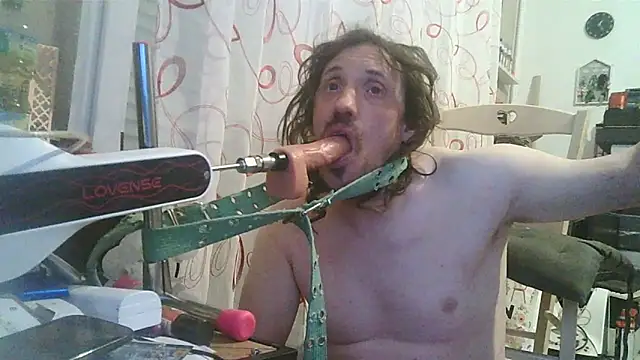 cyril020202 online show from 04/11/26, 11:20