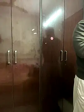 John desihunk online show from 12/19/25, 05:31