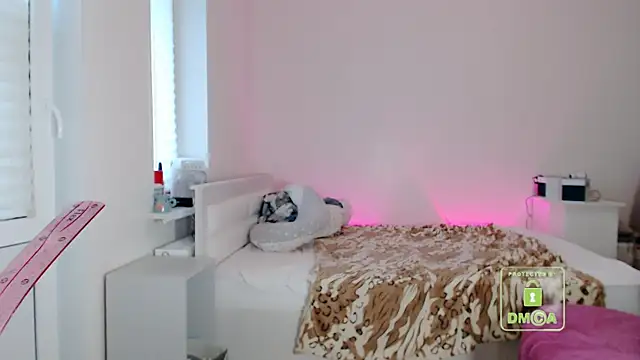 cute and hot online show from 07/02/26, 03:07