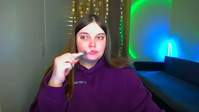 Emaaa ua online show from 10/11/25, 05:22