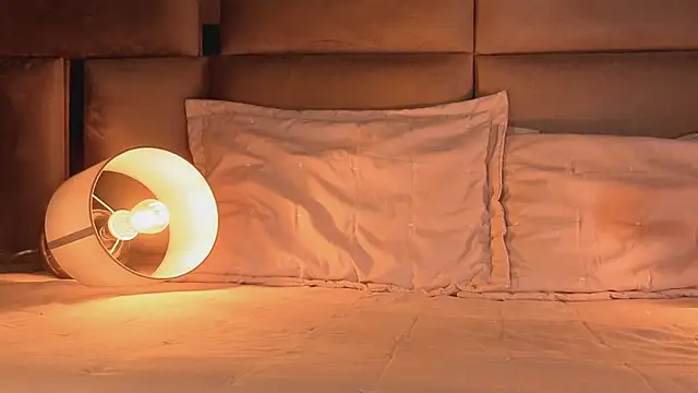 angelinepossy online show from 11/26/25, 09:38