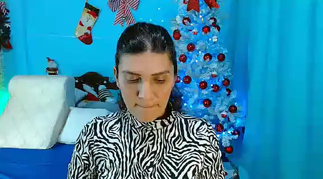 venus swet  online show from 12/31/24, 01:04