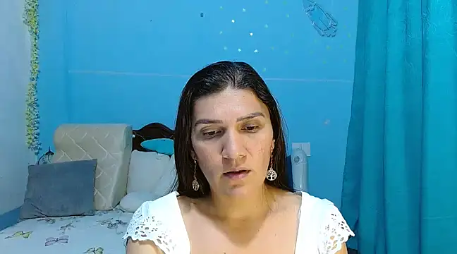 venus swet  online show from 02/09/25, 02:28