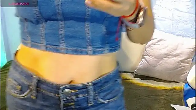 venus swet  online show from 09/10/25, 12:21