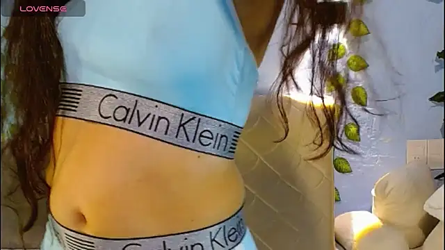 venus swet  online show from 04/24/26, 12:35