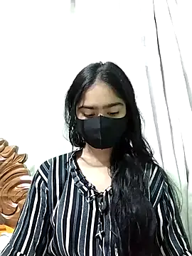 Arisha- online show from 02/04/25, 04:08