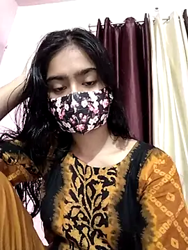 Arisha- online show from 10/04/25, 07:45