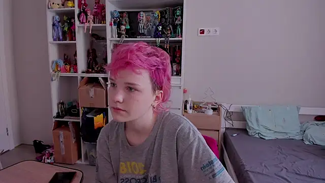 School Love online show from 01/06/26, 07:12