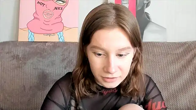 Snapshot of EnigmaSee chatting on 03/16/25, 01:17 EnigmaSee online show from 03/16/25, 01:17
