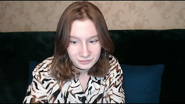 Snapshot of EnigmaSee chatting on 03/22/25, 12:57 EnigmaSee online show from 03/22/25, 12:57