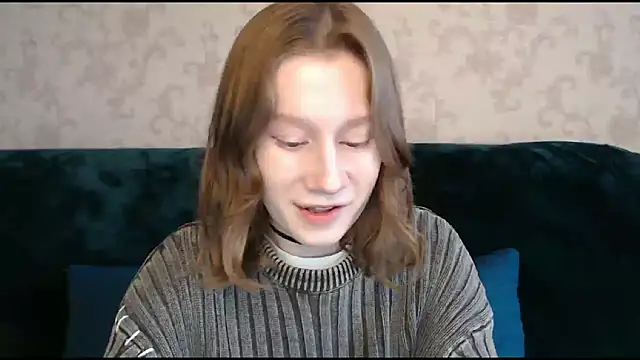Snapshot of EnigmaSee chatting on 03/23/25, 01:31 EnigmaSee online show from 03/23/25, 01:31