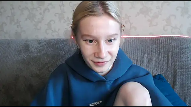 Snapshot of EnigmaSee chatting on 09/14/25, 02:11 EnigmaSee online show from 09/14/25, 02:11