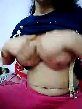 Snapshot of wildsakhi chatting on 01/20/25, 04:45 wildsakhi online show from 01/20/25, 04:45