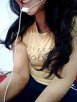 Snapshot of wildsakhi chatting on 02/16/25, 04:10 wildsakhi online show from 02/16/25, 04:10