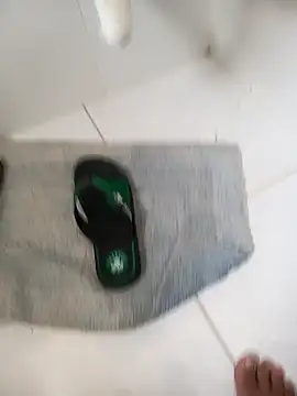 Snapshot of lobomisterioso13 chatting on 01/24/25, 06:14 lobomisterioso13 online show from 01/24/25, 06:14