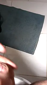 Snapshot of lobomisterioso13 chatting on 02/03/25, 12:14 lobomisterioso13 online show from 02/03/25, 12:14