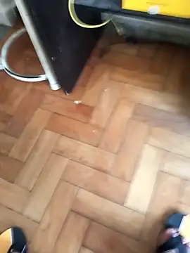 Snapshot of lobomisterioso13 chatting on 03/10/25, 04:57 lobomisterioso13 online show from 03/10/25, 04:57