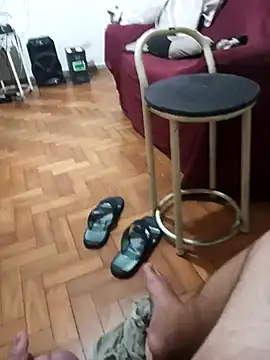 lobomisterioso13 online show from 12/22/25, 01:02