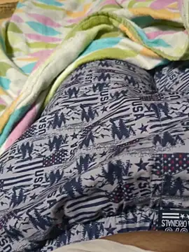 Snapshot of chiku070707 chatting on 10/31/25, 06:42 chiku070707 online show from 10/31/25, 06:42