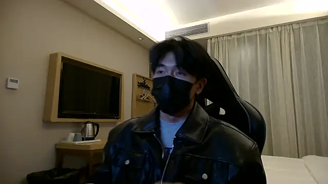 Snapshot of wuzhimao0207 chatting on 07/18/26, 02:43 wuzhimao0207 online show from 07/18/26, 02:43