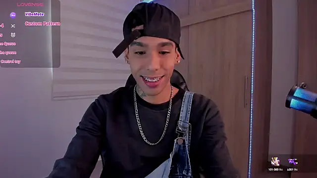 aldrinwhite online show from 01/22/25, 02:56