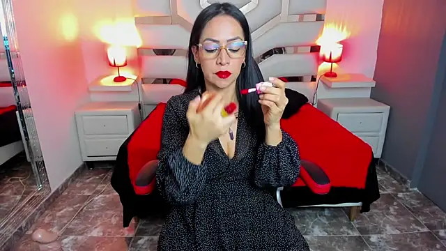 KateTompson  online show from 02/12/26, 02:12