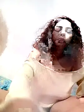 Mommy-Hot online show from 11/03/25, 03:19