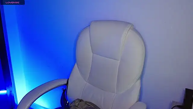 Snapshot of cloe_fox chatting on 03/19/25, 05:30 cloe fox online show from 03/19/25, 05:30