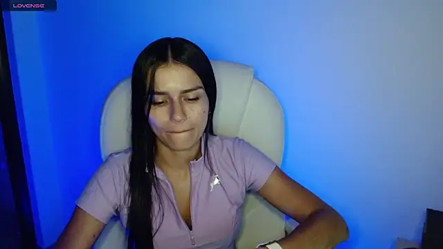 Snapshot of cloe_fox chatting on 03/20/25, 12:19 cloe fox online show from 03/20/25, 12:19