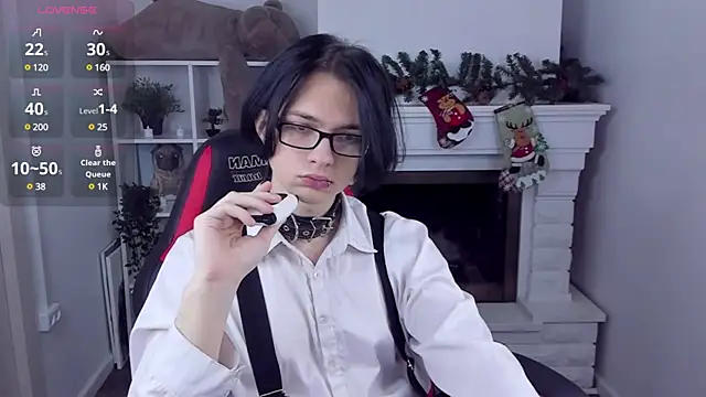 Snapshot of Justin_Care chatting on 12/23/24, 08:25 Justin Care online show from 12/23/24, 08:25