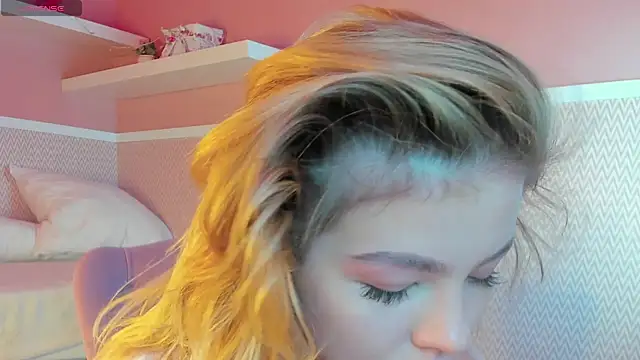 Snapshot of Anna_Robinson chatting on 01/13/25, 01:13 Anna Robinson online show from 01/13/25, 01:13