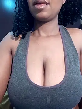 Snapshot of realsquirter chatting on 12/02/25, 09:14 realsquirter online show from 12/02/25, 09:14