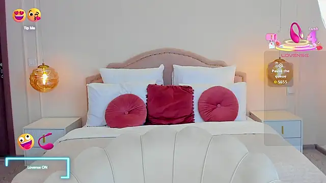 MissLoou online show from 03/11/26, 06:08