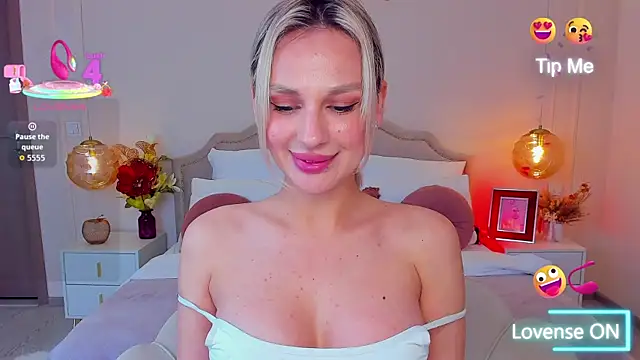 MissLoou online show from 05/15/26, 05:14