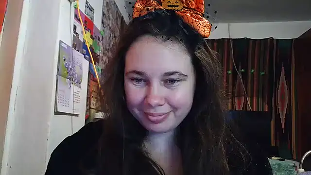 Cora Maro online show from 11/02/25, 12:07