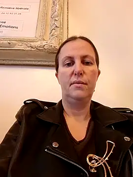 Snapshot of Angelacoquine chatting on 12/17/24, 09:50 Angelacoquine online show from 12/17/24, 09:50