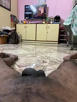 A-mira online show from 04/22/26, 06:09