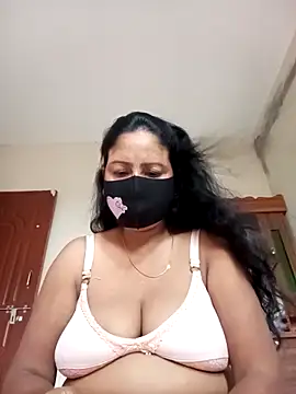 Neha-Roy online show from 10/07/25, 04:53