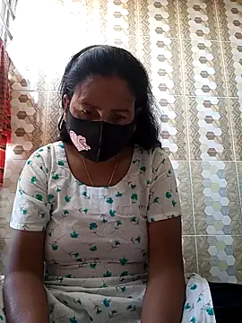 Neha-Roy online show from 11/18/25, 05:34