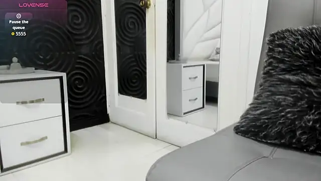 AbigailWilliams  online show from 12/19/25, 01:07