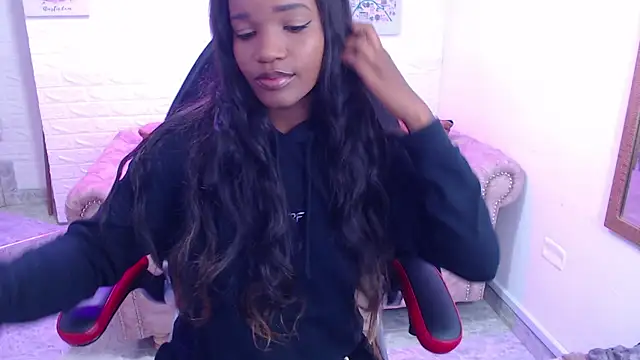 cattalheya online show from 11/10/25, 12:26