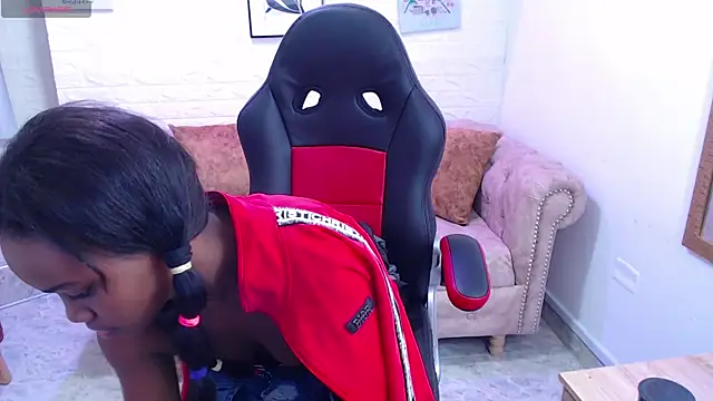 cattalheya online show from 11/21/25, 12:37