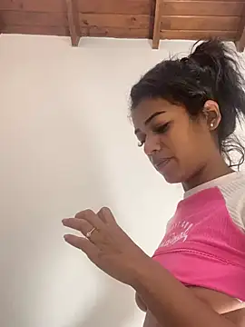 BarbieHotLaura online show from 01/11/25, 04:14