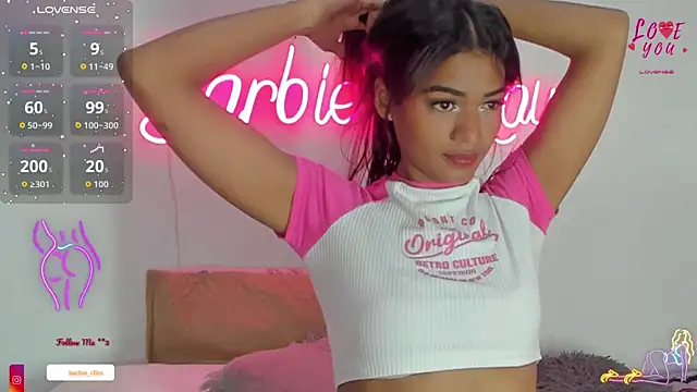 BarbieHotLaura online show from 09/21/25, 10:00