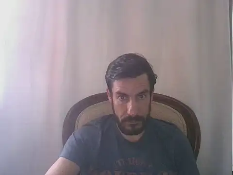 Snapshot of elkike1980 chatting on 06/23/26, 02:48 elkike1980 online show from 06/23/26, 02:48