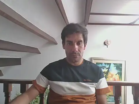 Snapshot of elkike1980 chatting on 07/16/26, 07:31 elkike1980 online show from 07/16/26, 07:31